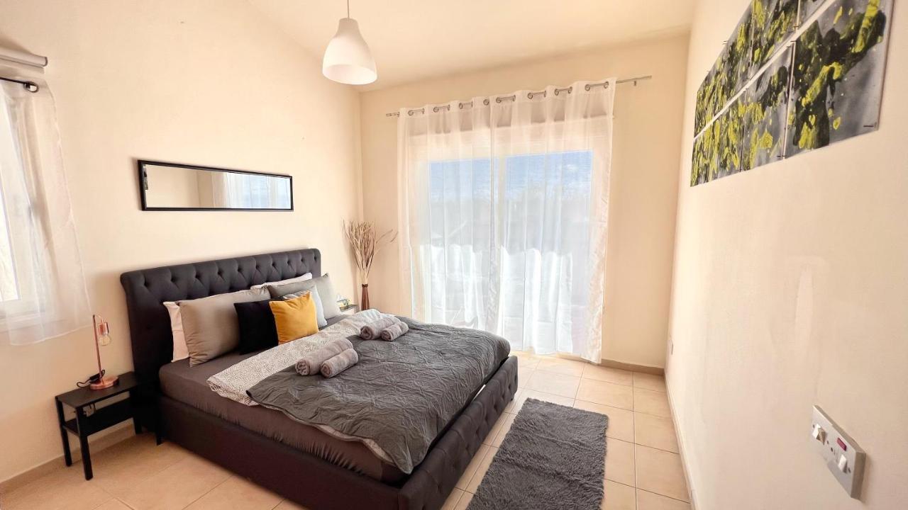 Melanos Sea View Apartment Paphos Buitenkant foto