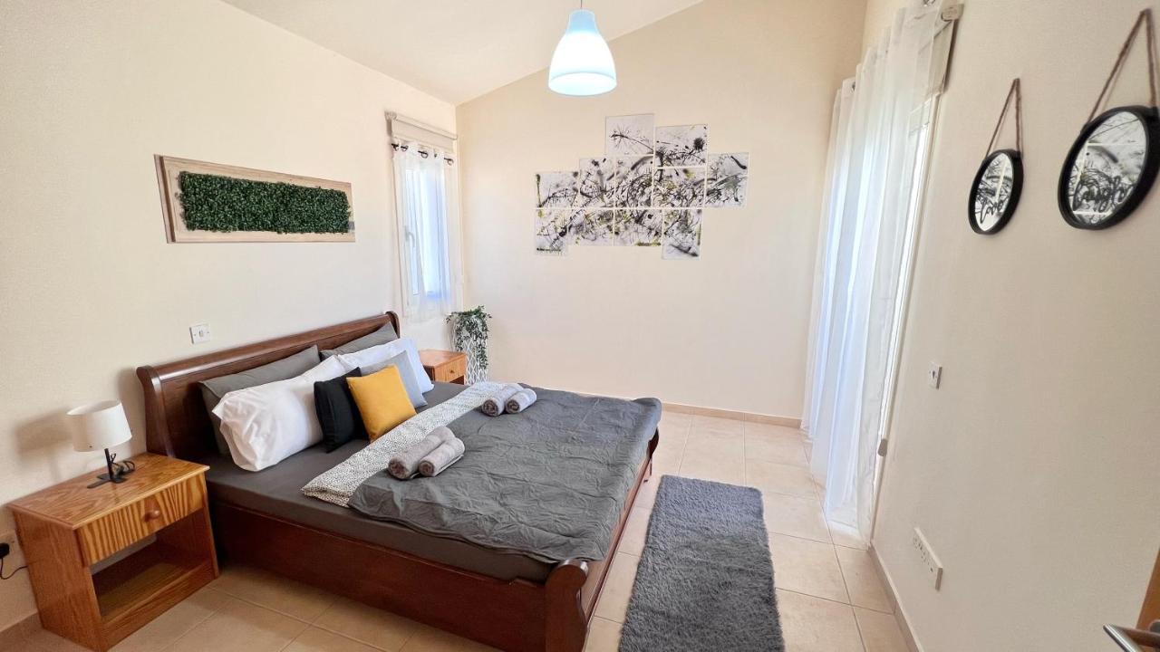 Melanos Sea View Apartment Paphos Buitenkant foto